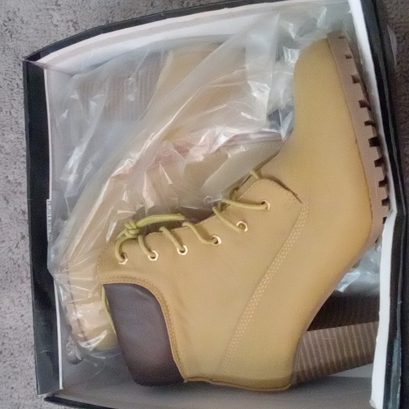 Brand new Bella Marie - Picture 1 of 4